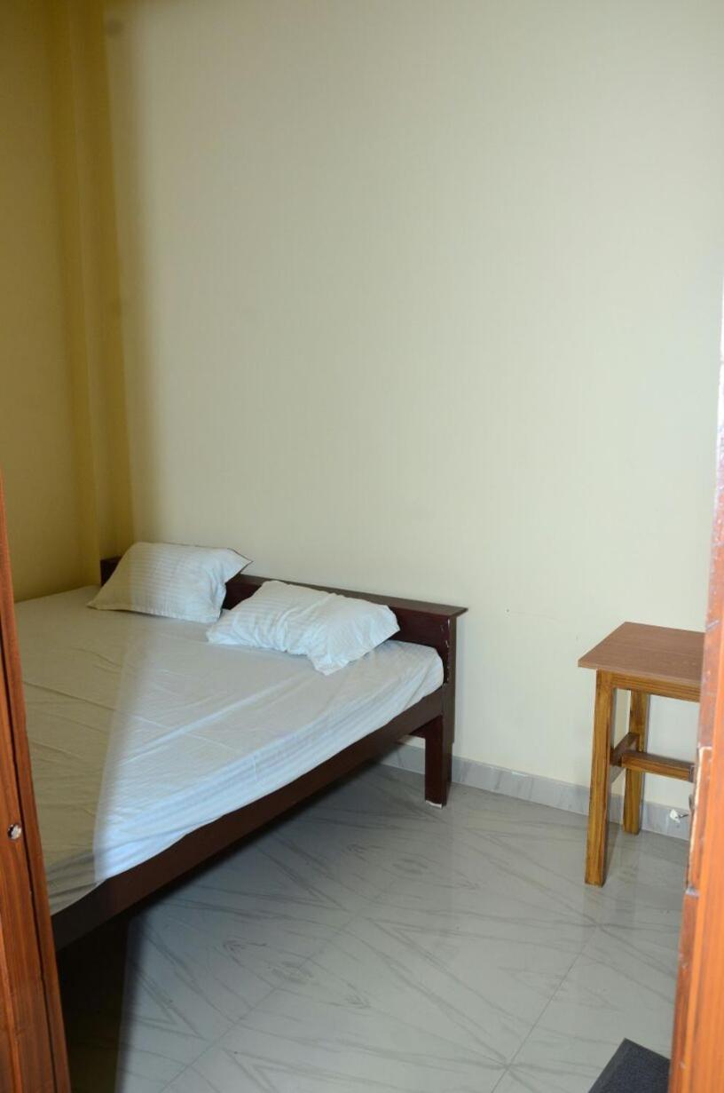 Hotel Ganga Vilas Colonelganj Zewnętrze zdjęcie